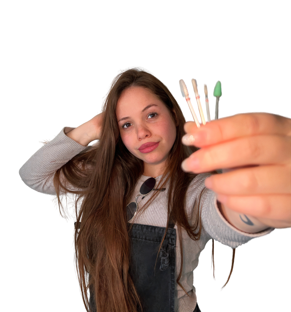 Niki - Nicol Perez - Manicurista Profesional Santiago Chile - Manicura Pedicura Rusa - Druida Nails